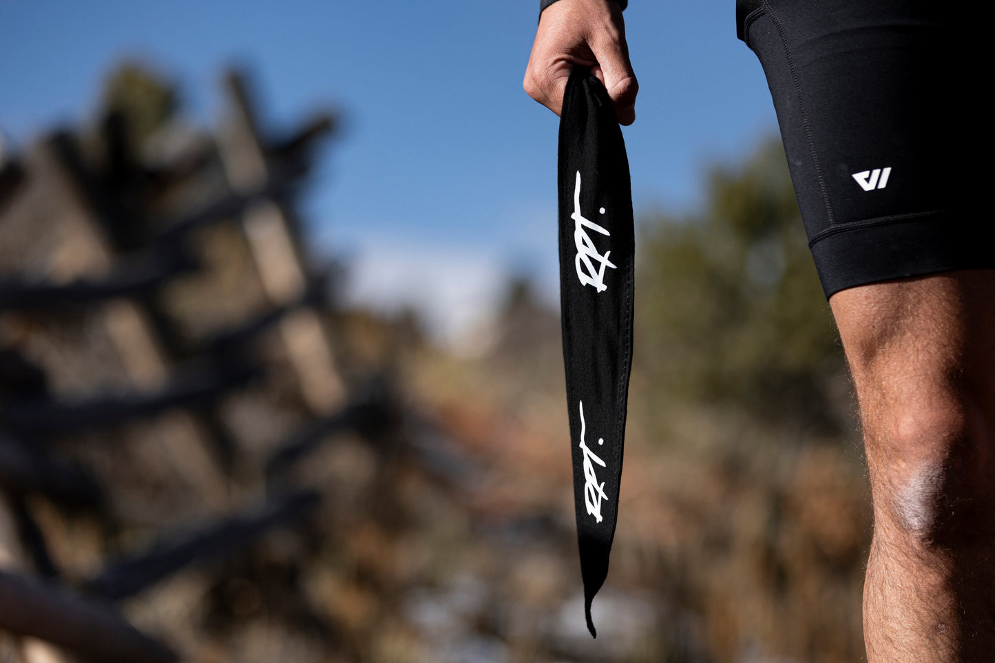 001 Tie Back Headband